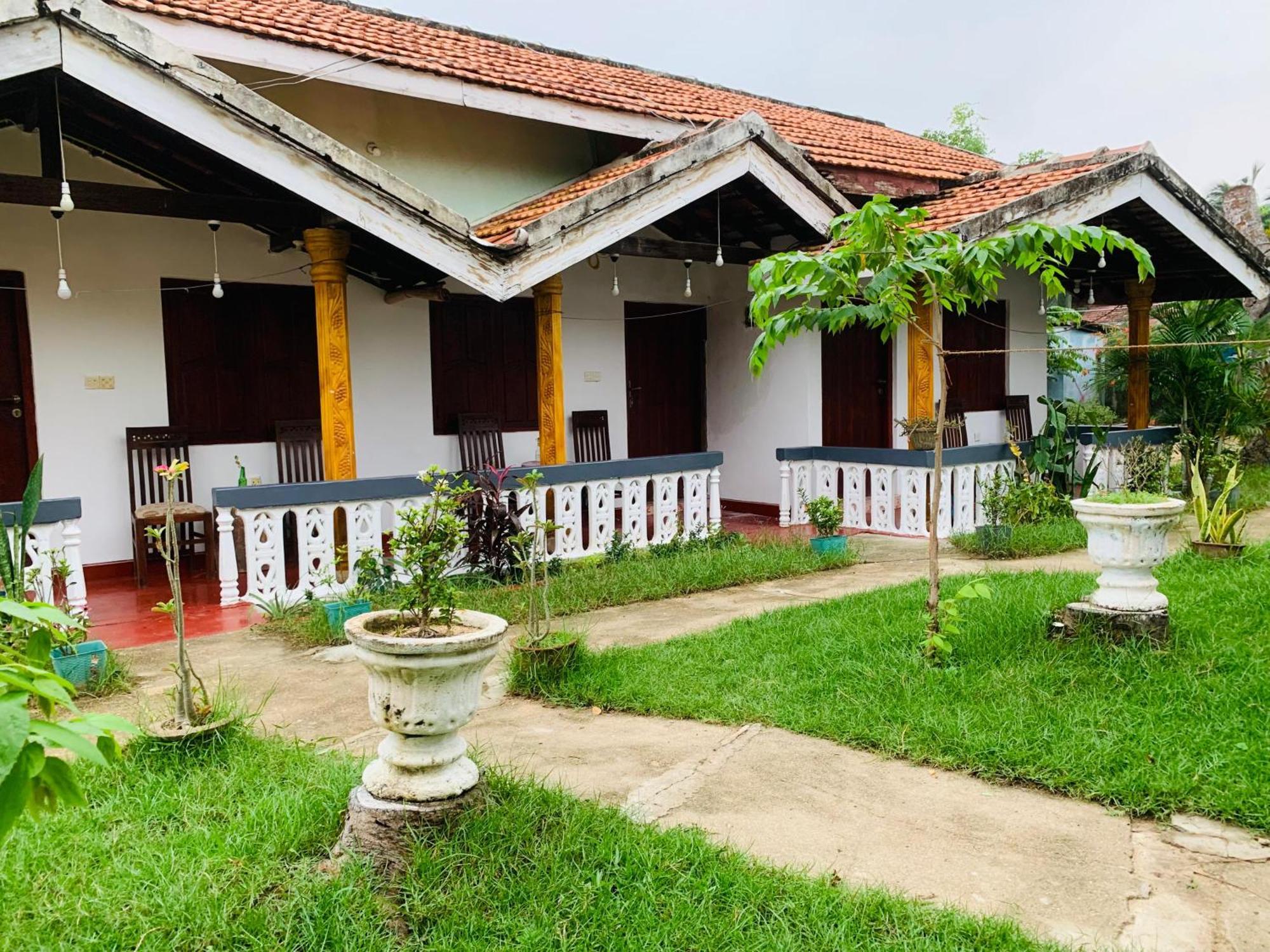 Little Fairy Home B&B Arugam Bay Exterior foto